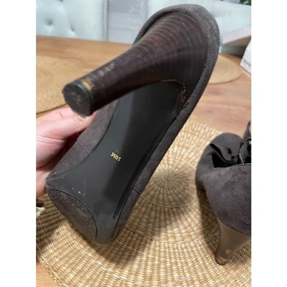 Ann Marino Women's Size 10M Dark Brown Bow Heels - Picture 9 of 9
